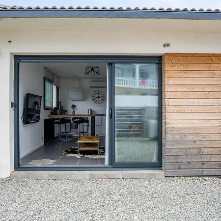 D'une Chambre Avec Terrasse Et Wifi A A 3 Km De La Plage Furiani