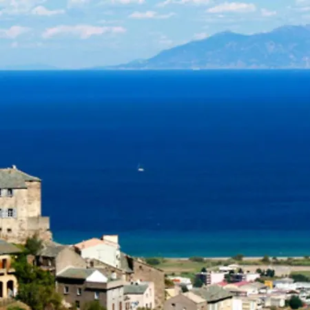 D'une Chambre Avec Terrasse Et Wifi A A 3 Km De La Plage アパート フュリアニ